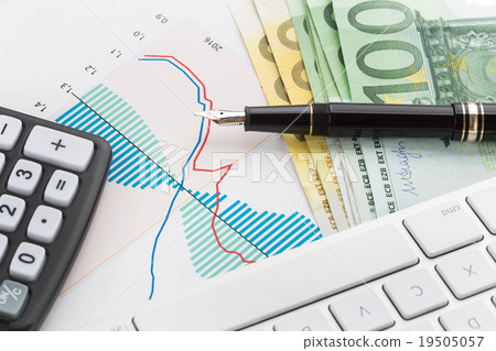 Euro and fountain pen Euro and fountain pen 19505057