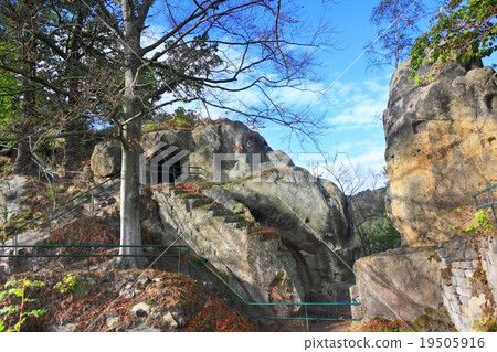 Pantheon in village Mala Skala in Czech Republic 19505916