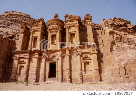 Petra ruins, Jordan 19507037