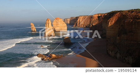 Great Ocean Road, Victoria, Australia 19509114