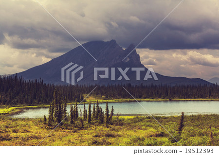 Lake on Alaska 19512393