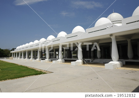 An-Nur Mosque or UTP Mosque in Malaysia An-Nur Mosque or UTP Mosque in Malaysia 19512832