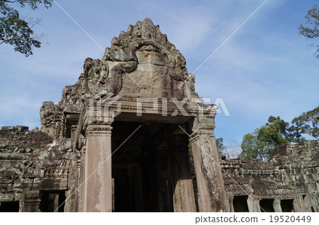 Prea Can of Angkor remains 19520449