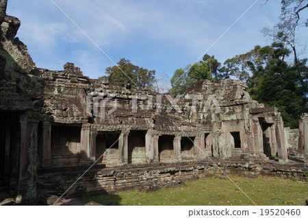Prea Can of Angkor remains 19520460