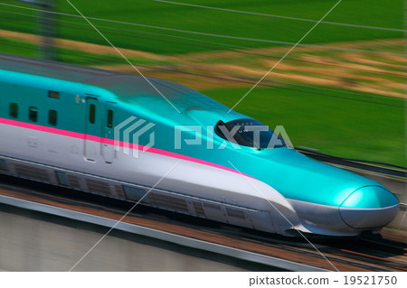 Shinkansen E 5 series follow-through shooting Shinkansen E 5 series follow-through shooting 19521750