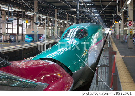 E5 and E6 Series Shinkansen bullet train E5 and E6 Series Shinkansen bullet train 19521761