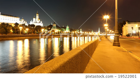 Night view of the Kremlin, Moscow, Russia Night view of the Kremlin, Moscow, Russia 19522001