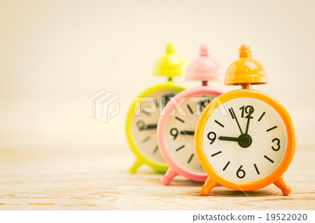 Classic Alarm clock Classic Alarm clock 19522020