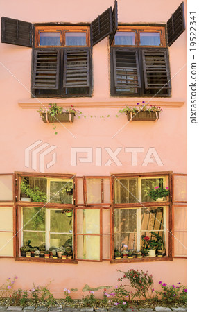 Old House Old House 19522341