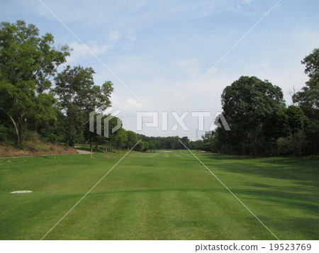 Indonesia Golf around Jakarta ~ Nice shot sucking the delicious air of the mountains! ~ 19523769