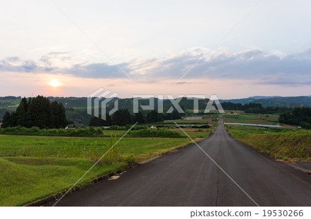 上原宇宙花園日落新潟縣宇沼市 19530266