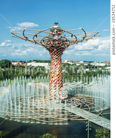 Tree of life at exhibition Expo Milano 2015 19534752