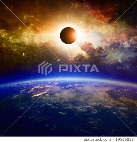 Full solar eclipse 19536858