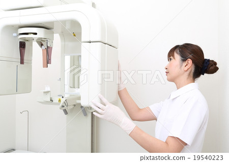 倫琴(牙科) 倫琴(牙科) 19540223