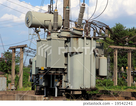 Electric power high-voltage transformer 19542241
