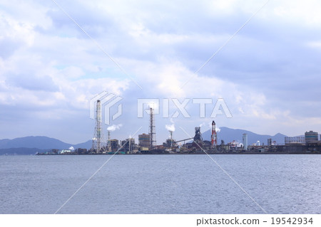 北九州工業區的鋼鐵廠 北九州工業區的鋼鐵廠 19542934