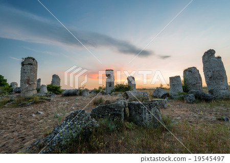 Pobiti kamani-phenomenon formations in Bulgaria Pobiti kamani-phenomenon formations in Bulgaria 19545497