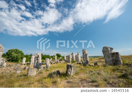 Pobiti kamani-phenomenon formations in Bulgaria 19545516