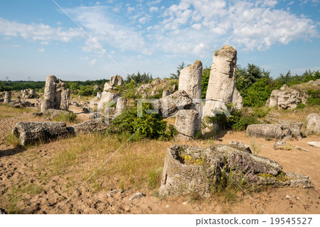 Pobiti kamani-phenomenon formations in Bulgaria 19545527