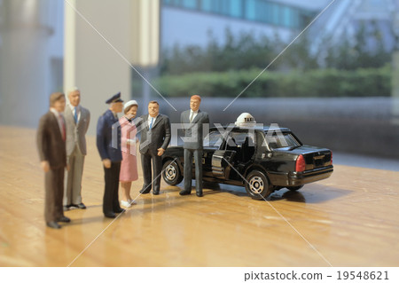 small business figure with taxi small business figure with taxi 19548621