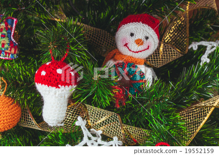 The Knitted toys The Knitted toys 19552159