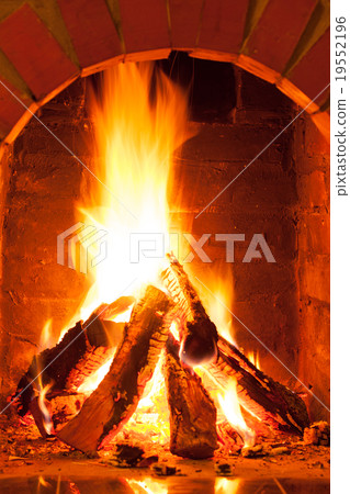 The burning fire 19552196