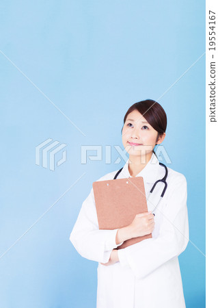 Female Doctor Female Medical Hospital medical treatment chart 19554167