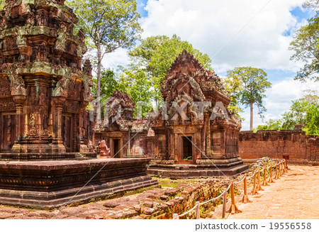 Banteay Srei Temple ancient ruins 19556558