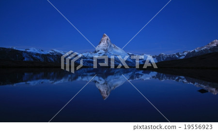 Matterhorn in the blue hour Matterhorn in the blue hour 19556923