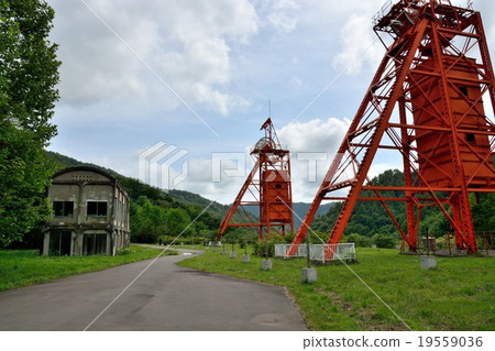 Bimose Charcoal Memorial Forest Park 19559036