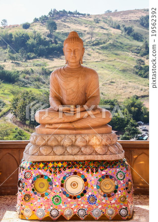 Marble Buddha statue at Phasorn Kaew Temple 19562392