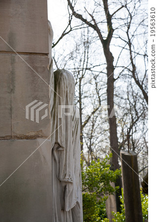 The tomb of Raspail The tomb of Raspail 19563610