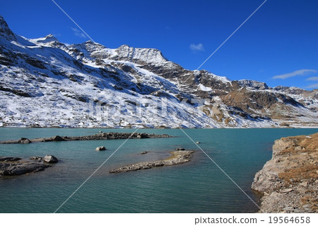 Turquoise Lake Blanc and high mountains Turquoise Lake Blanc and high mountains 19564658