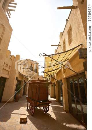 Madinat Jumeirah hotel. Madinat Jumeirah hotel. 19564864