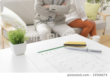 Mature divorce image Mature divorce image 19566674