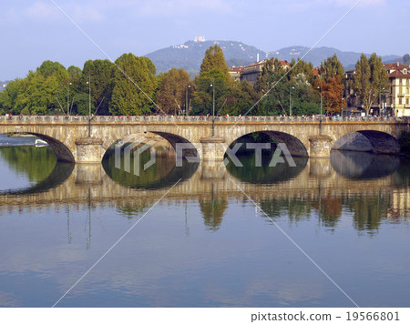River Po, Turin River Po, Turin 19566801