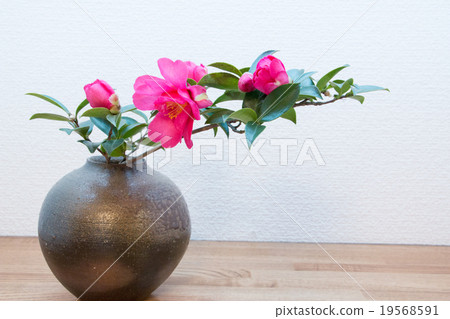 Bizen grilled vase 19568591