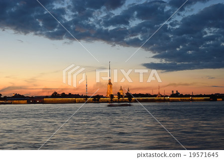 Peter and Paul fortress illuminated at sunset Peter and Paul fortress illuminated at sunset 19571645