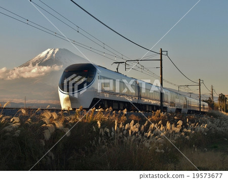 371 series Asagiri and Mt. Fuji Gotemba Line 19573677