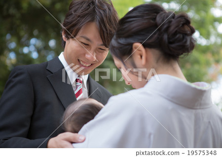 shrine visit, baby, infant 19575348