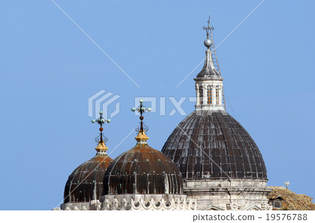Cupola of church in Dubrovnik, Croatia Cupola of church in Dubrovnik, Croatia 19576788