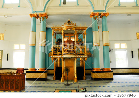 Interior of the Sultan Ibrahim Jamek Mosque Interior of the Sultan Ibrahim Jamek Mosque 19577940