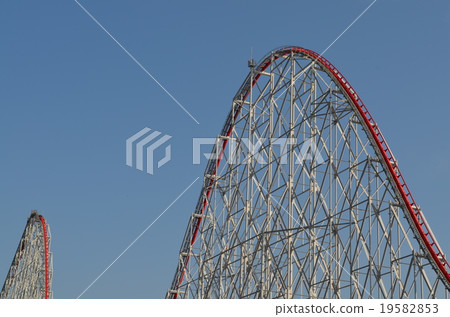 畫在藍天的過山車曲線 19582853