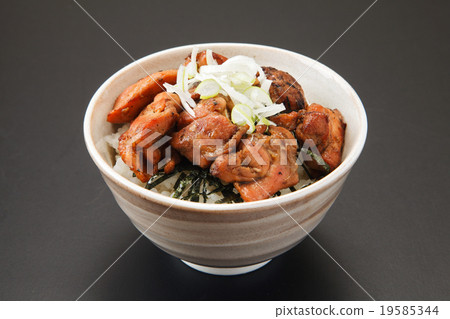 Yakitori-don 19585344