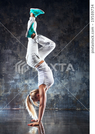 Young woman dancer Young woman dancer 19589734