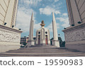 Democracy monument, Bangkok, Thailand 19590983