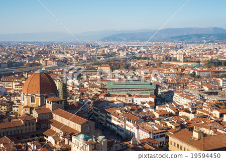 Streets of Florence, Italy 19594450