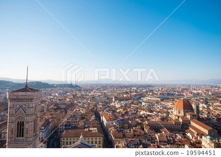 Streets of Florence, Italy 19594451