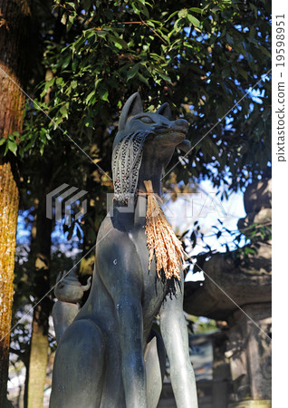 Fushimi Inari shrine fox-12 Fushimi Inari shrine fox-12 19598951
