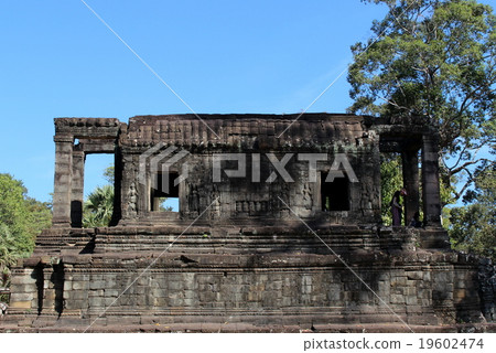 Angkor Thom Baillon's warehouse 19602474